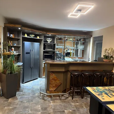 House Lounge 아파트